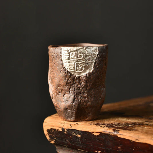 Minimalistische theepot voor modern interieur