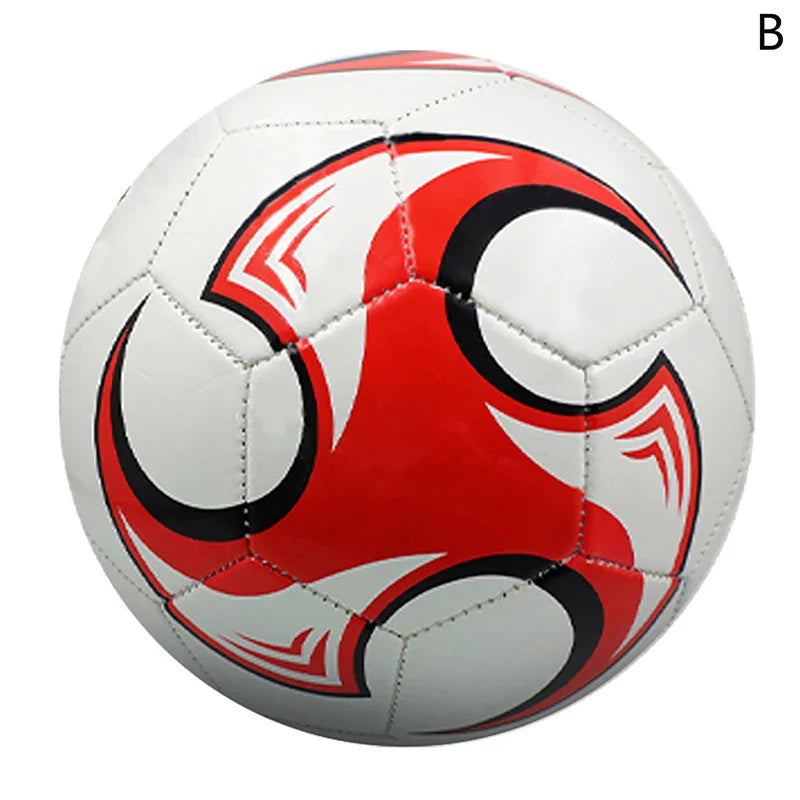 Voetbal in felle kleuren voor straatgebruik