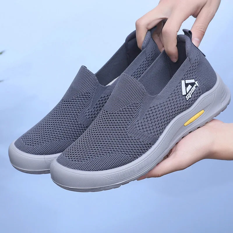Sportieve mesh sneakers voor heren in de zomer