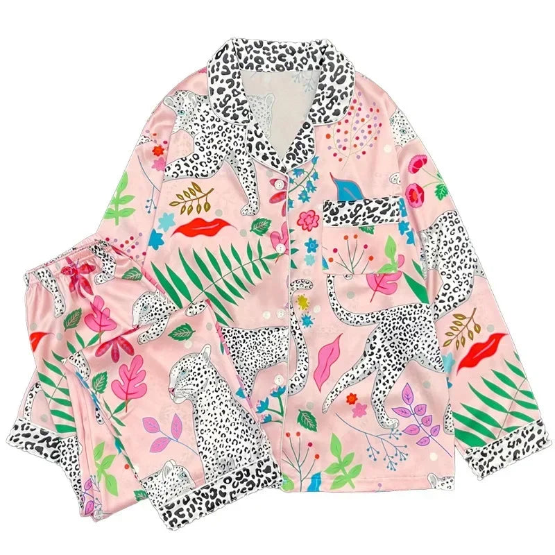 Dames pyjama Livera met knoopsluiting