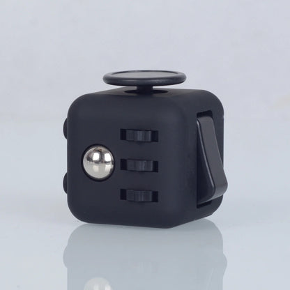 Fidget toys action - Interactieve kubus met kleurrijke knoppen voor ontspanning