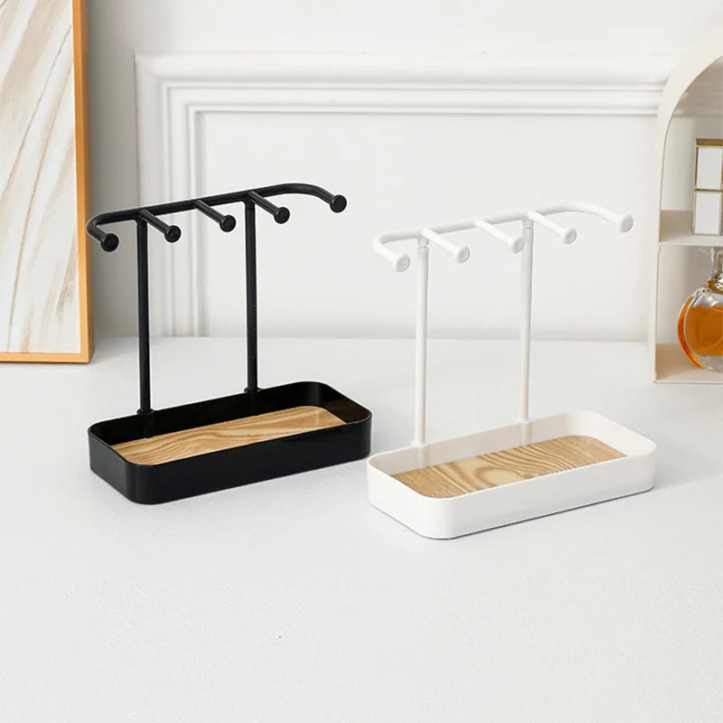 Wit sieradenrekje – Fris en minimalistisch ontwerp