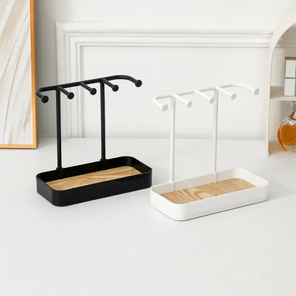 Wit sieradenrekje – Fris en minimalistisch ontwerp