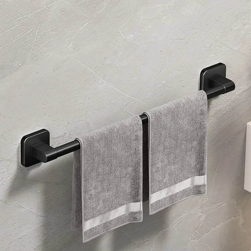 Handdoek rekken voor gezinsbadkamer – Ruimte voor iedereen