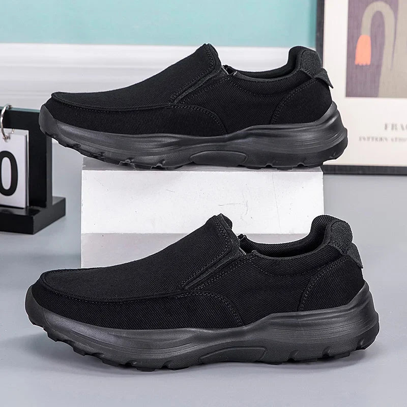 Lichtgewicht loafers voor heren in zomer