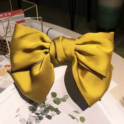 Elegante haarkammen met fijne versiering