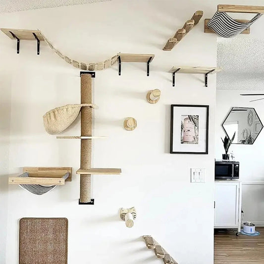 Design kattenmeubel met krabvlak – Functioneel kunstwerk