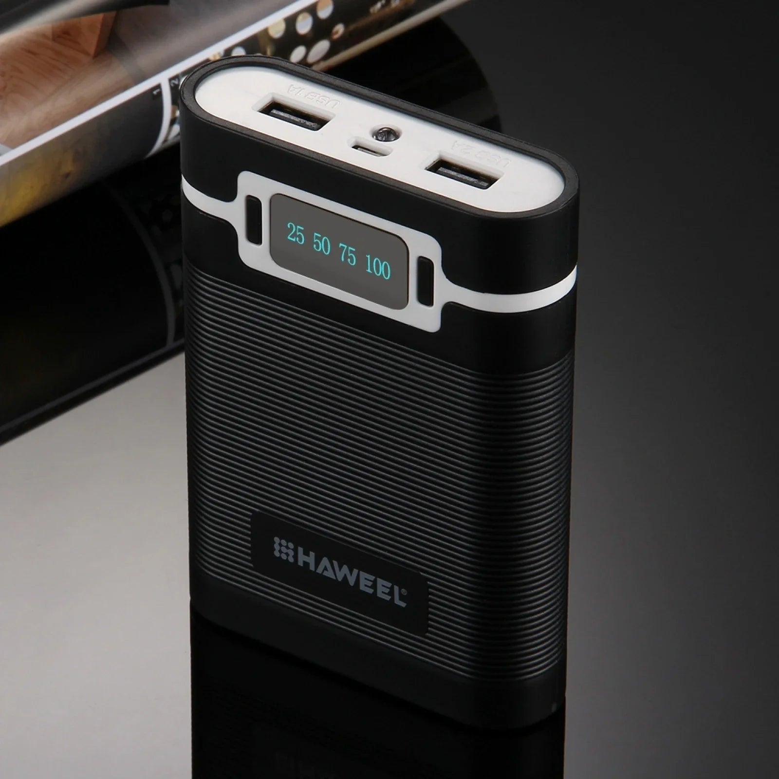 Powerbank Action met kleurrijk design