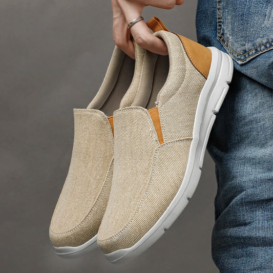 Zomerse heren schoenen van ademend canvas