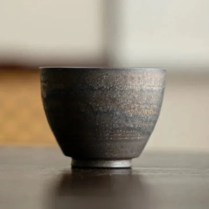 Design theepot met moderne lijnen