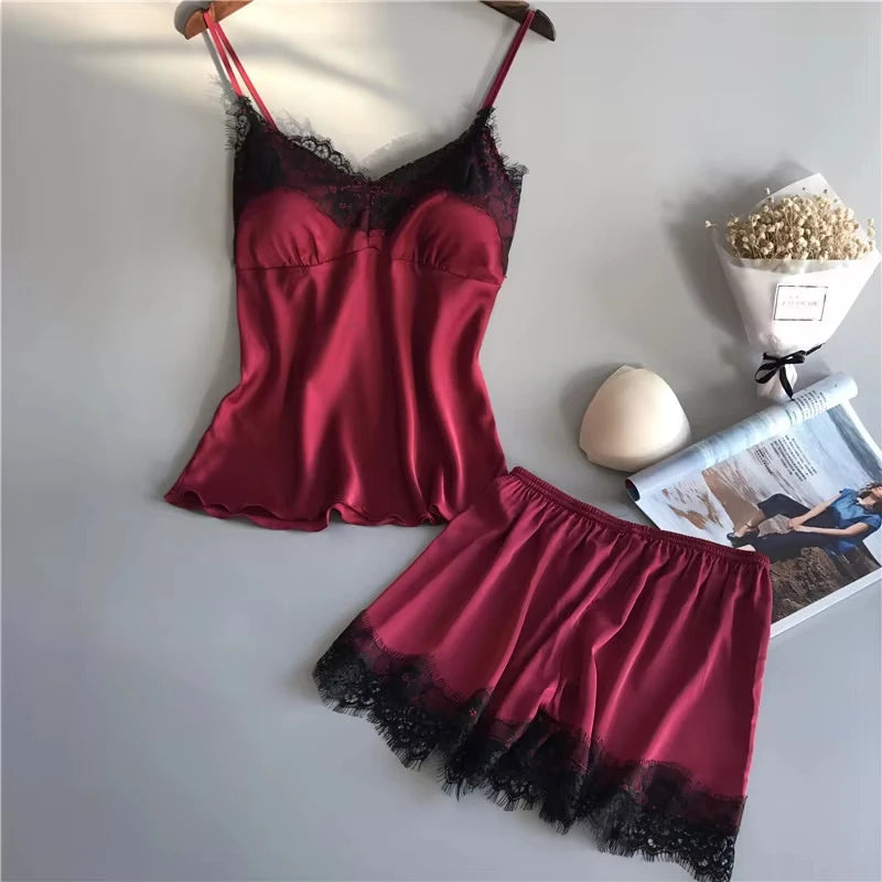 Dames pyjama set met losse broek en shirt