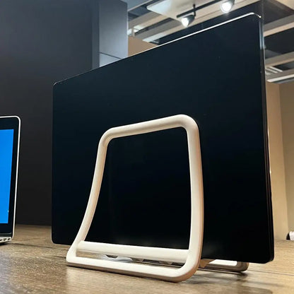 Laptopstandaard IKEA voor modern interieur
