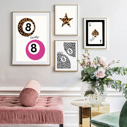 Grote posters met rustige uitstraling