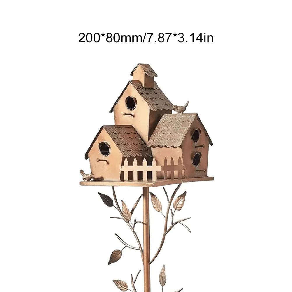 Vogelhuisje op paal voor grote tuin – Goed zichtbaar