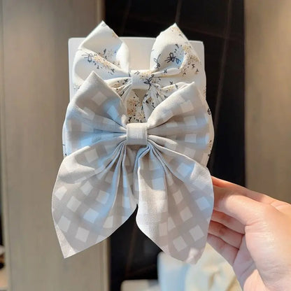 Haar accessoires dames in romantisch thema