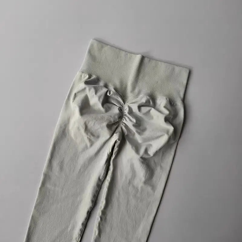 Yoga kleding H&M met ademend mesh detail
