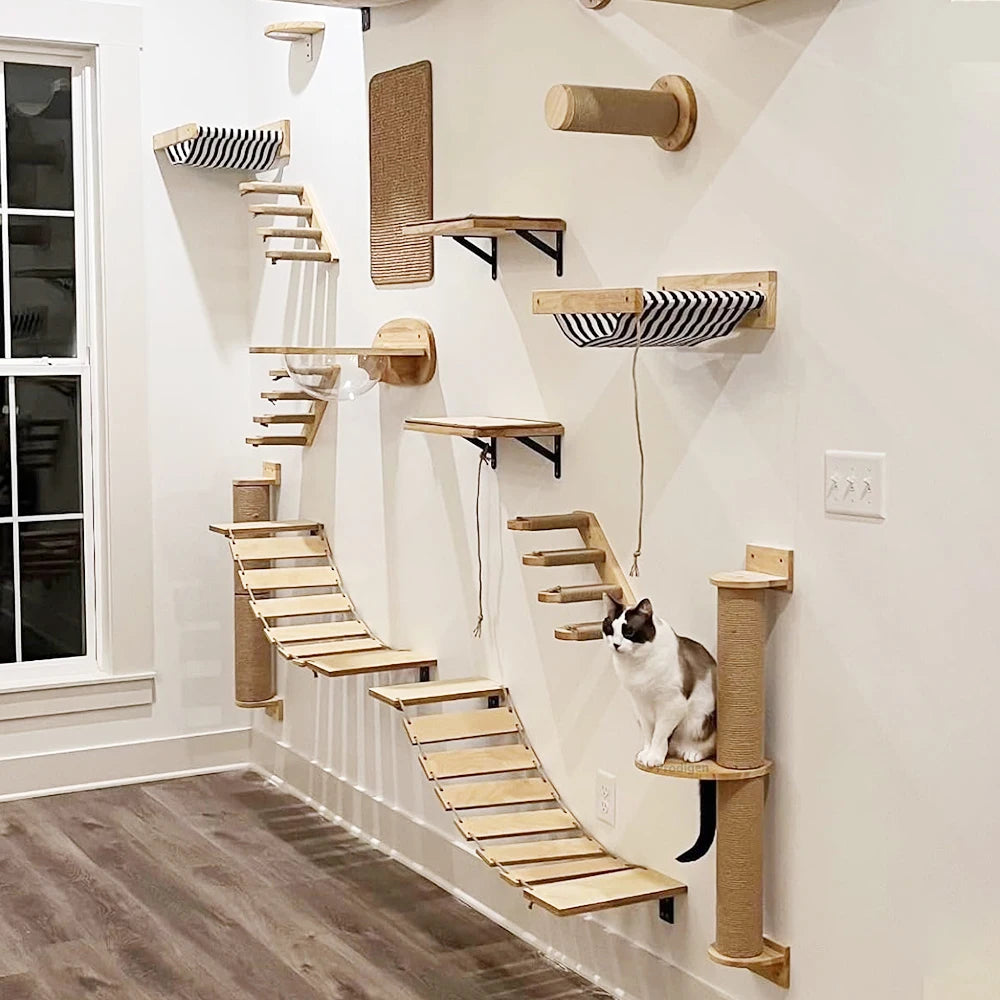 Moderne muurkrabpaal met zitvlak – Voor actieve katten