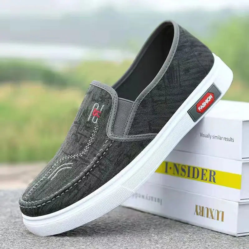 Lichtgewicht loafers voor heren in zomer