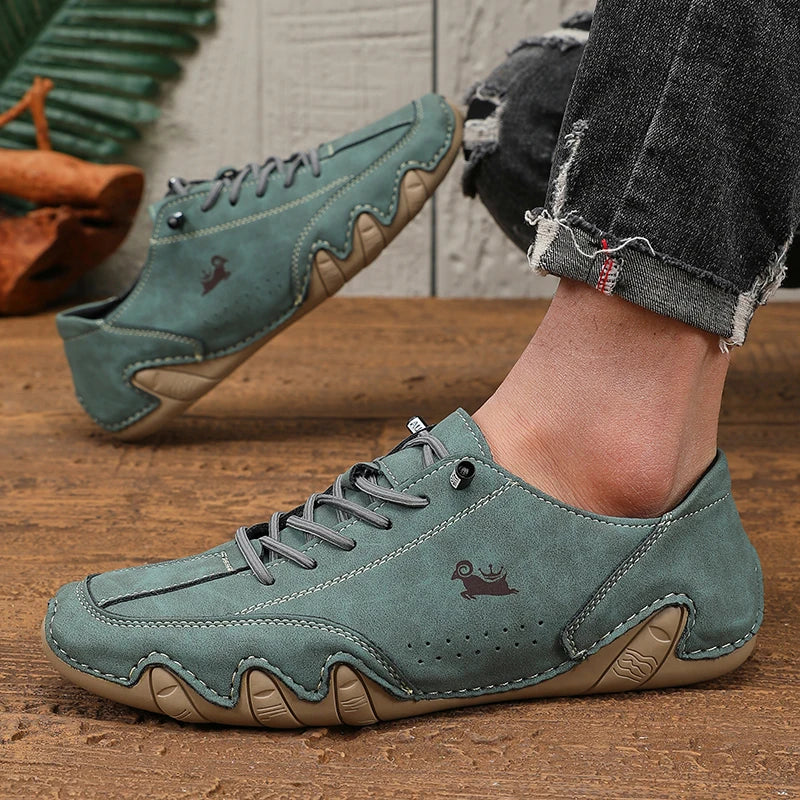 Lichte herenschoenen in zomers wit