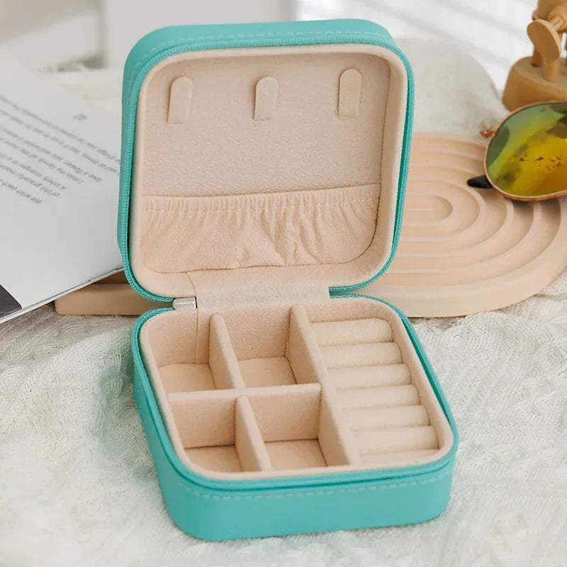 Sieradenrekje – Compact en stijlvol voor kleine collecties