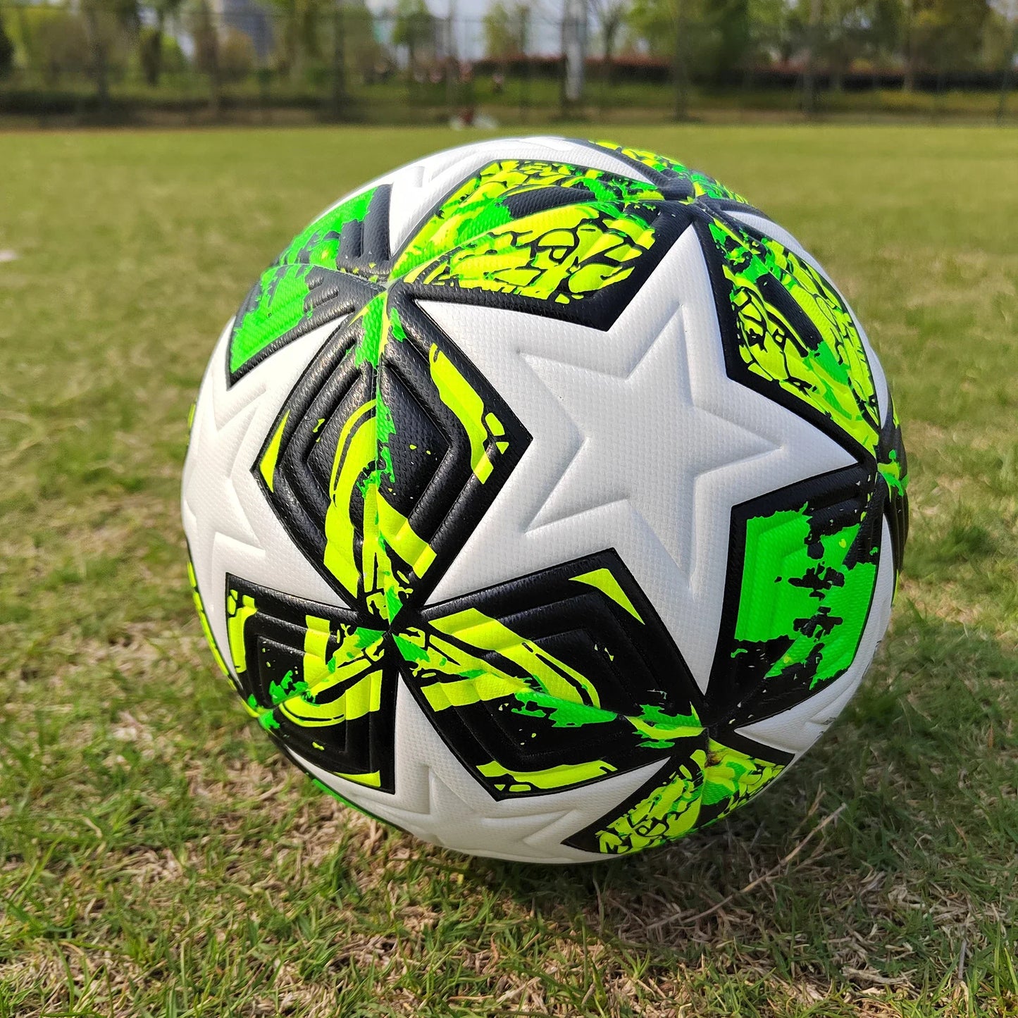 Slijtvaste voetbal met goed balgevoel