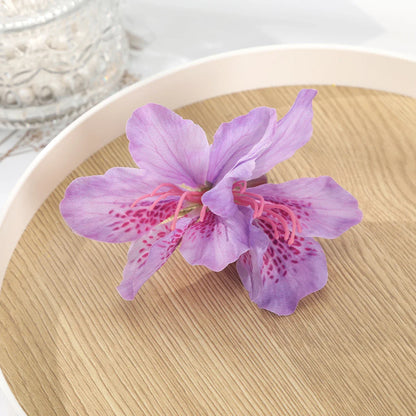 Grote scrunchie als modieus accessoire