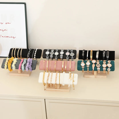 Sieraden standaard met draadframe – Modern en open