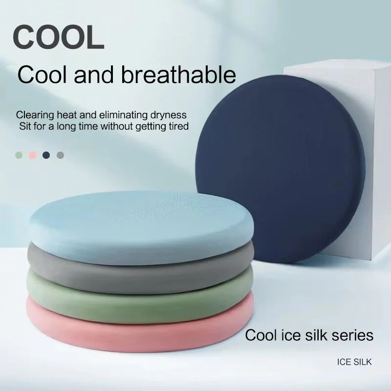 Zitkussen IKEA met minimalistisch uiterlijk