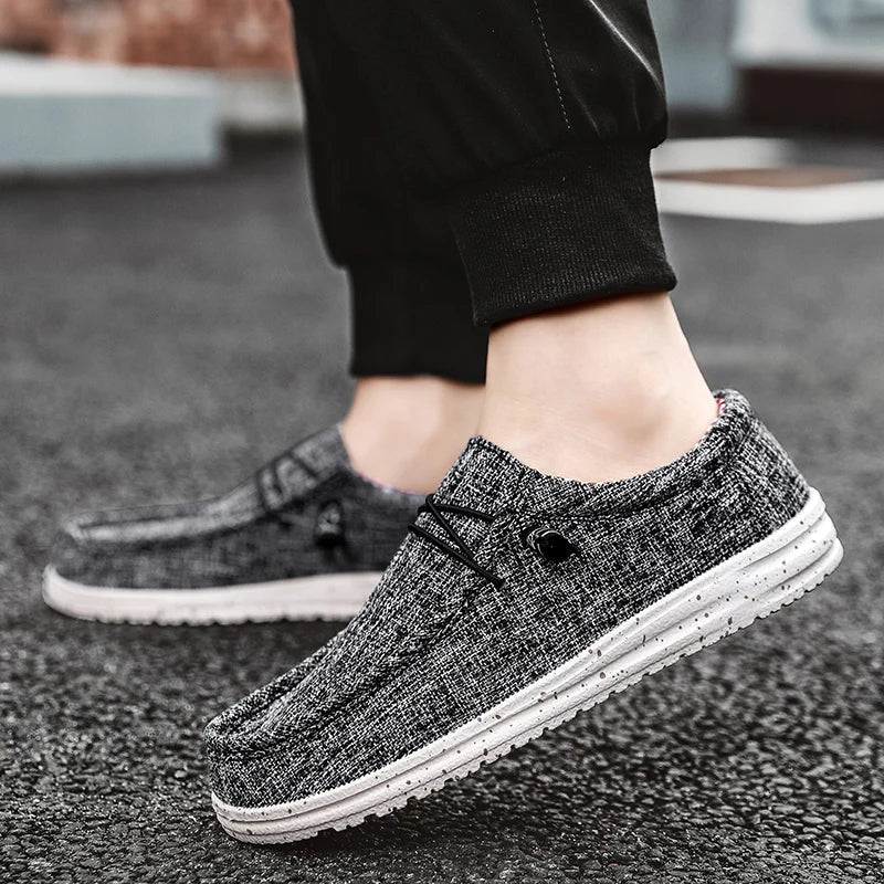 Flexibele herenschoenen met open structuur