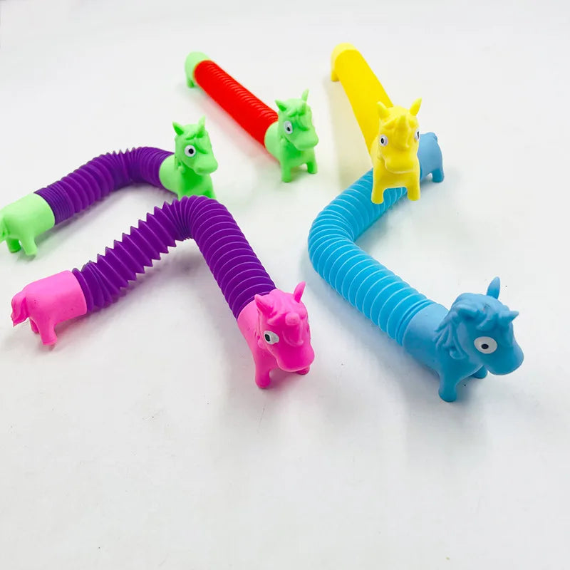 Fidget toy met meerdere fidgetfuncties in één ontwerp
