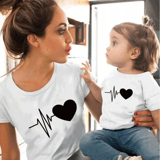 Twinning shirts met tekst – Speels en creatief