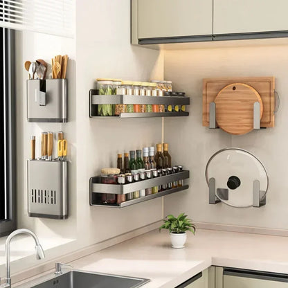 Kruidenrek keuken met transparante vakken
