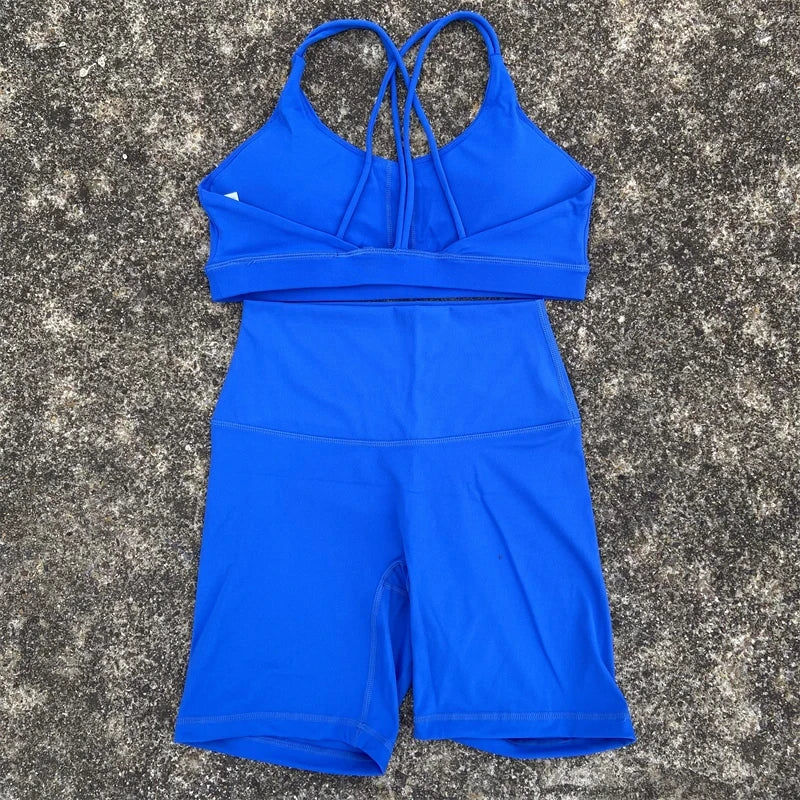 Yoga kleding met accent op de taille