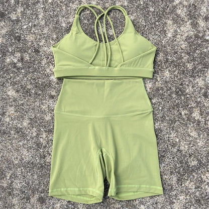 Yoga outfit met sport-bh en ademende stof
