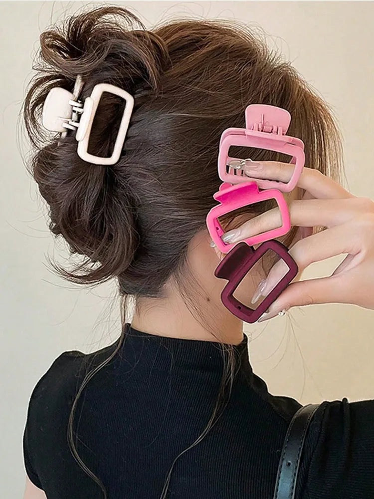 Elegante haarkammen met fijne versiering