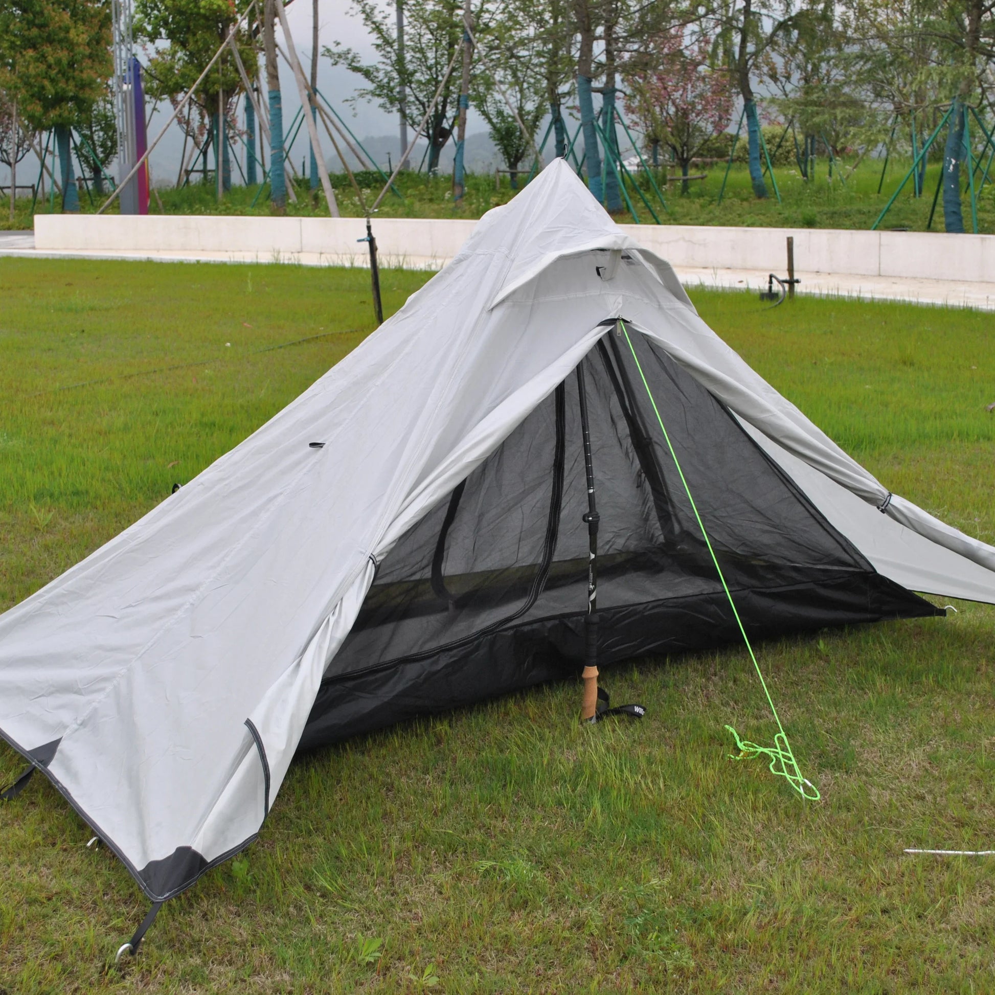 Pop up tent met muggennet en raam – Fris en veilig