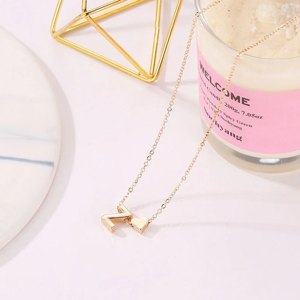 Ketting met naam en geboortemaand gegraveerd