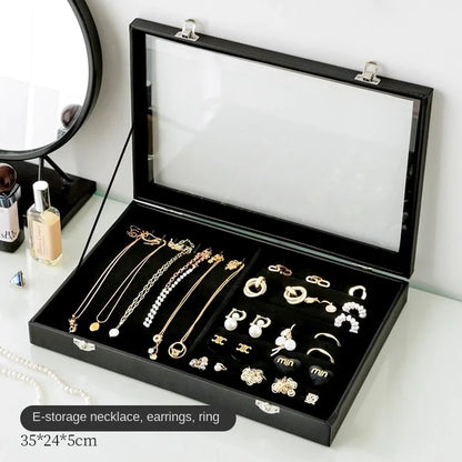 Sieraden standaard in industrieel design – Stoer en strak