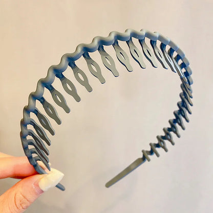 Elegante haarkammen met fijne versiering