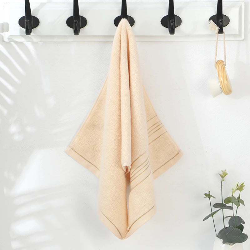 HEMA badhanddoek met streepdesign – Fris en trendy