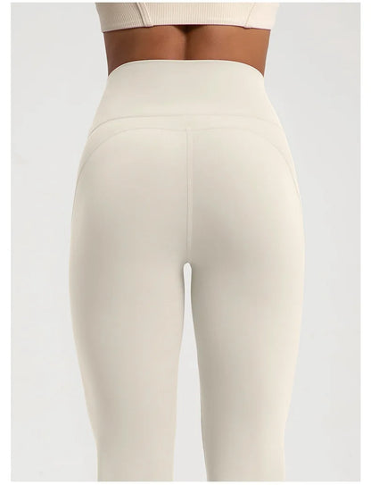 Trendy yoga kleding voor rustige flow-oefeningen
