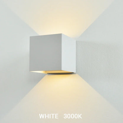 Wandlamp batterijen in zwart metaal – Modern en industrieel
