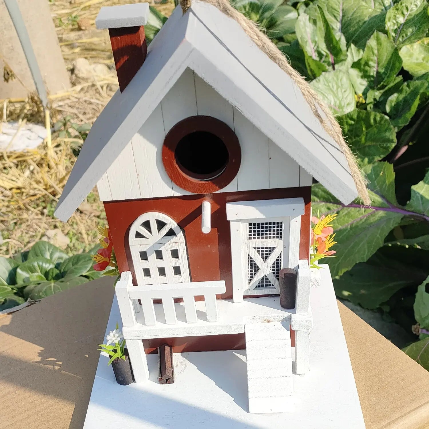 Vogelhuisje Xenos – Stijlvol voor elke tuin