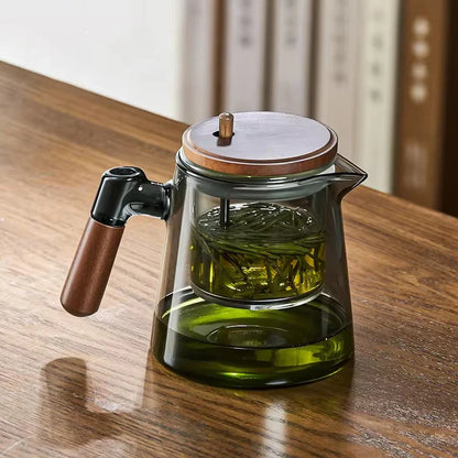 Theeglas met siliconen infuser voor gemak