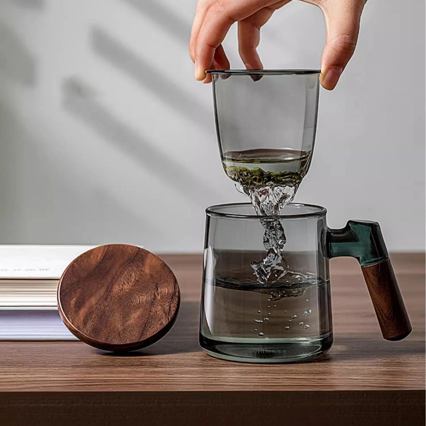 Theeset met accessoires in geschenkverpakking