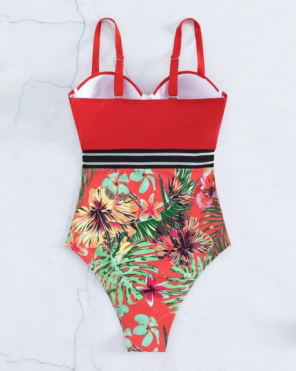 Zwemjurk met empire taille – Extra elegantie en pasvorm