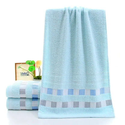HEMA badhanddoek met streepdesign – Fris en trendy