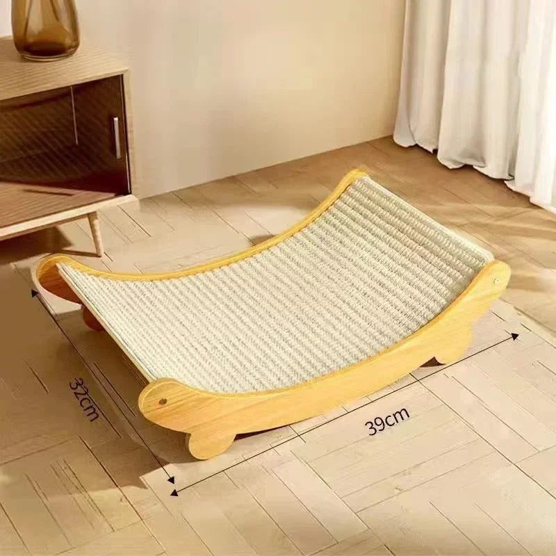 Kattenpaal met houten panelen – Rustieke look