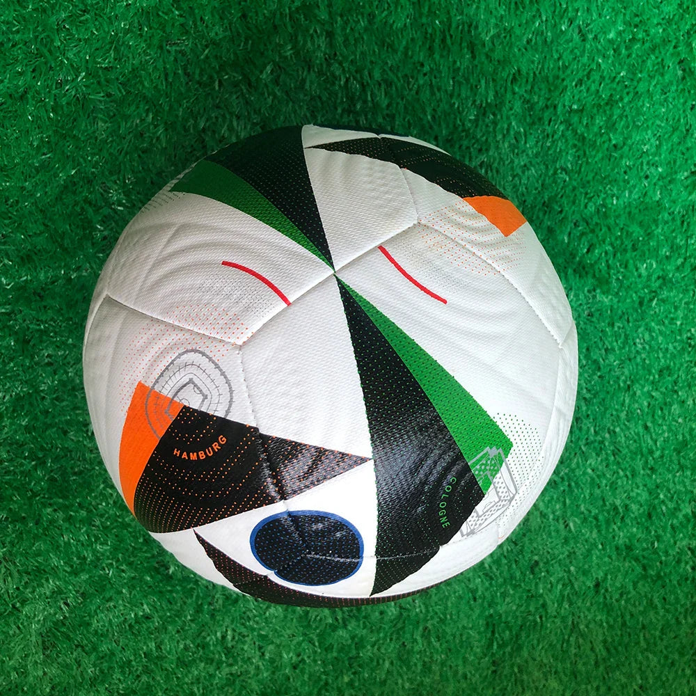 Voetbal met slijtvaste textuur