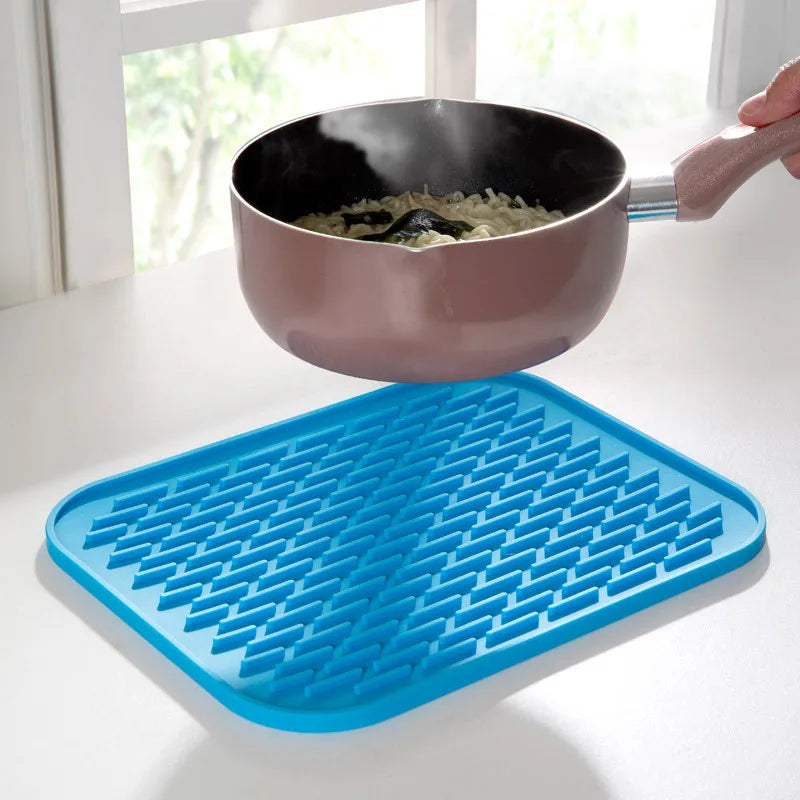 Onderzetters pan met vintage tekst – Sfeervol en functioneel
